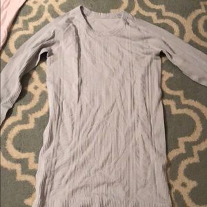 Lululemon long sleeve rare size 4